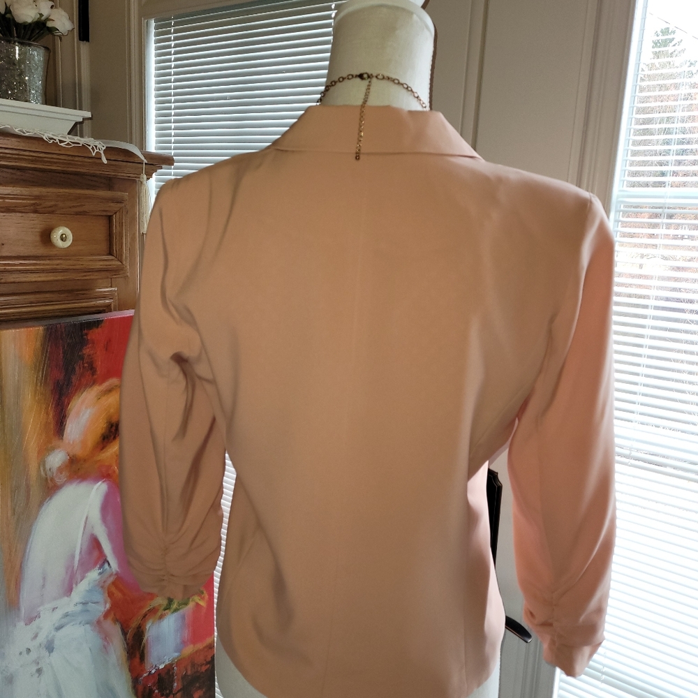 Jacket - Picture 2 of 7